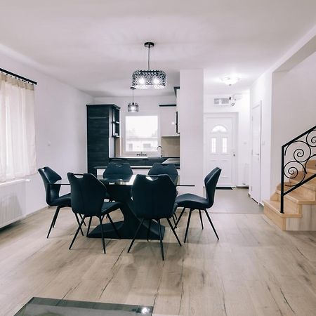 Tulip Guest House I. Palić Εξωτερικό φωτογραφία