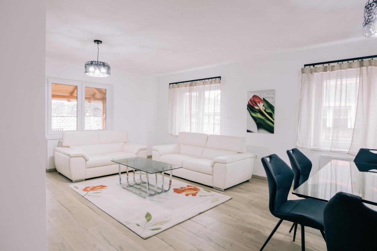 Tulip Guest House I. Palić Εξωτερικό φωτογραφία